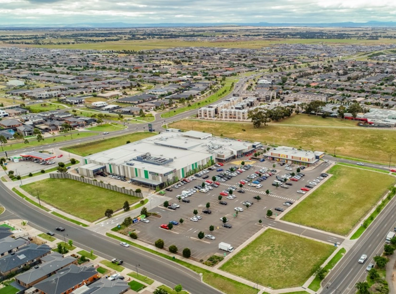 tarneit-gardens-shopping-centre-victoria